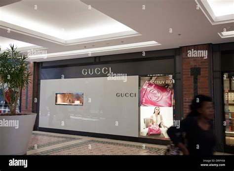 gucci at the mall|gucci store waterfront.